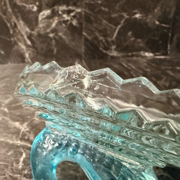 Blue Glass Swan Trinket Dish - Picture 16 of 16